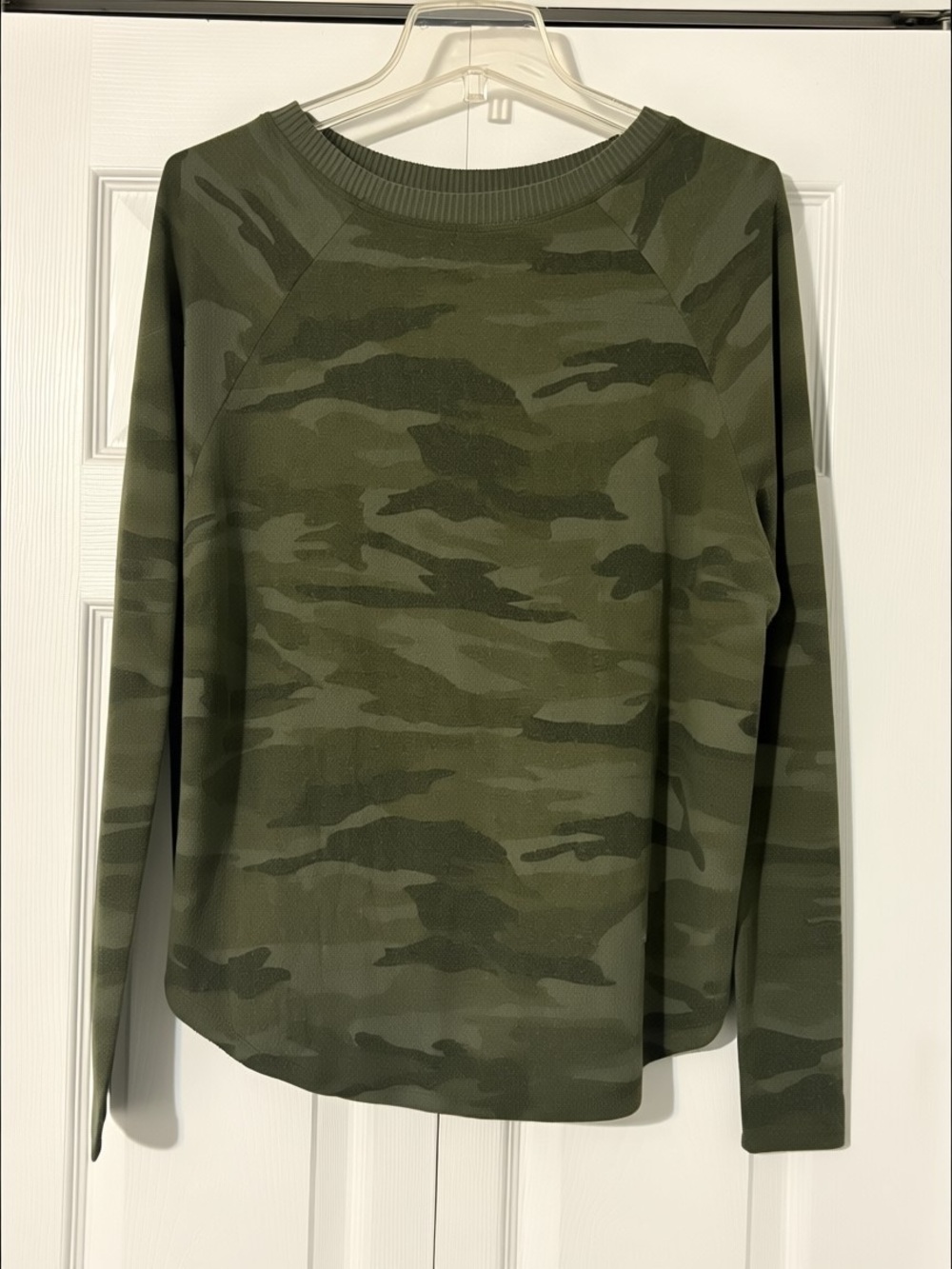 Sweet Romeo Olive Camo long sleeve top - Picture 3 of 5